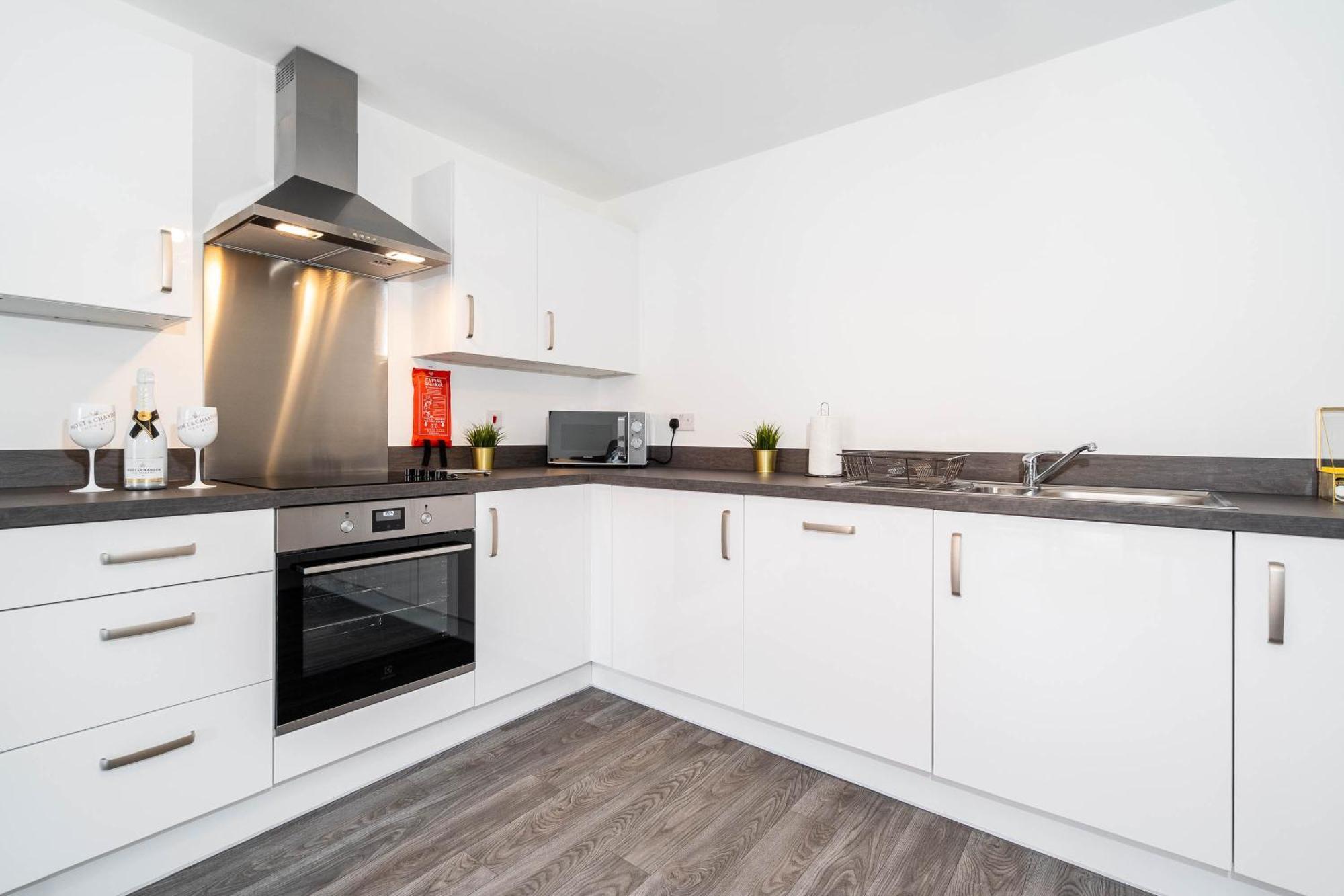 Luxury Apartment - Twin Beds - Selly Oak - Off-Street Parking - Free Netflix & Wifi - Top Rated 9Cc Birmingham Eksteriør billede
