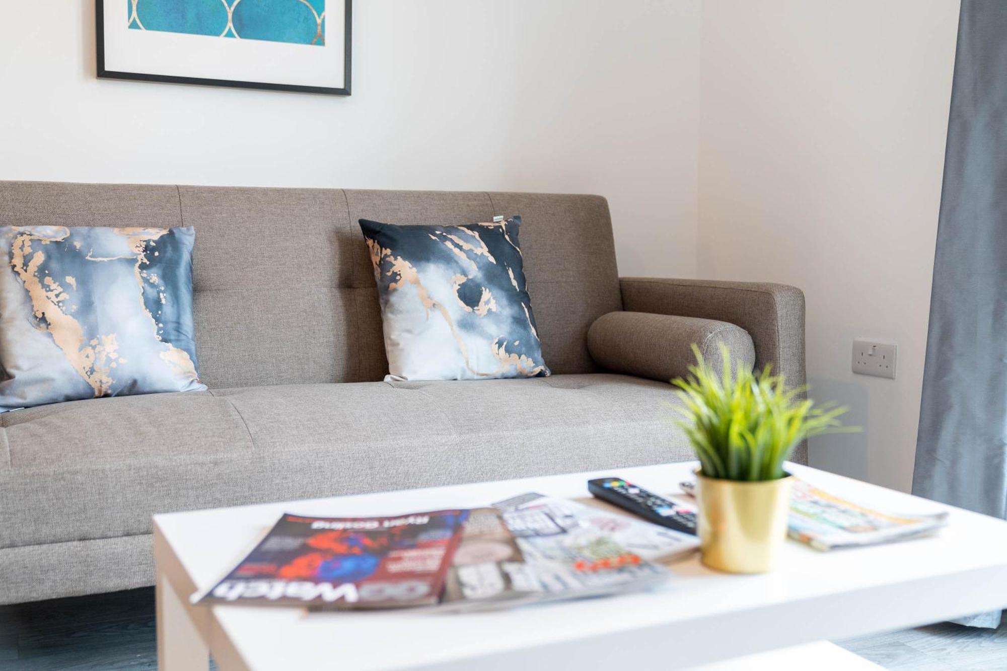 Luxury Apartment - Twin Beds - Selly Oak - Off-Street Parking - Free Netflix & Wifi - Top Rated 9Cc Birmingham Eksteriør billede
