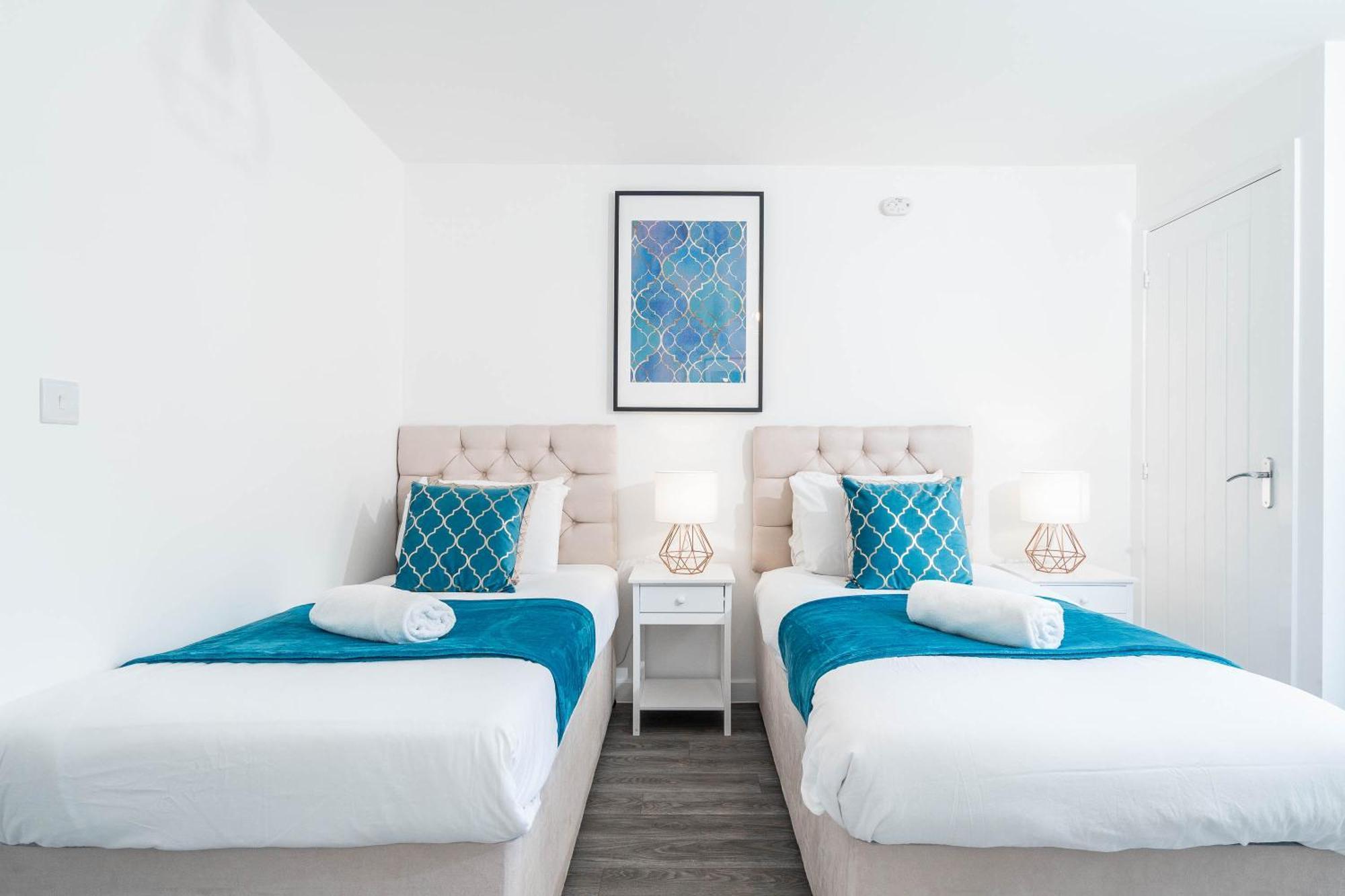 Luxury Apartment - Twin Beds - Selly Oak - Off-Street Parking - Free Netflix & Wifi - Top Rated 9Cc Birmingham Eksteriør billede